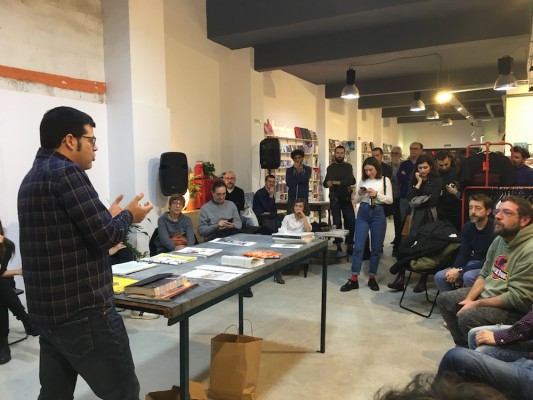 El Briefing: Quiosco, el cónclave de los amantes del papel 
