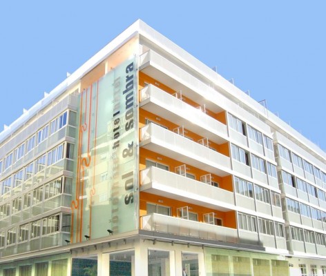 La benidormense Sol y Sombra compra la parcela hotelera de la Vila por 3,6 millones de euros