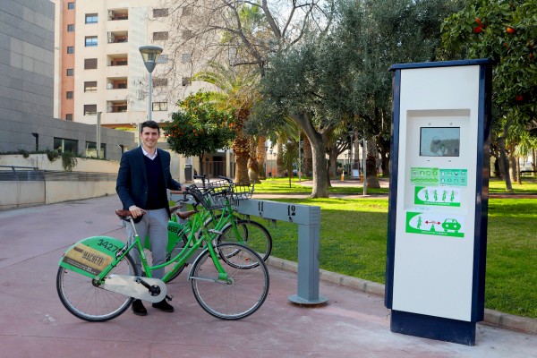 Bicicas supera los 900.000 préstamos en el último año y amplía su red de bancadas en Castelló
