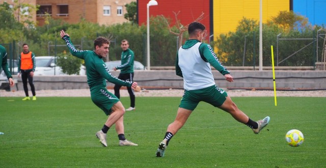 El Castellón afronta un duelo de altura ante el Espanyol B con la duda de Campos