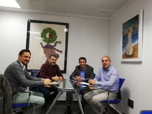 La Diputación expone a Fepac-Asaja el trabajo de la UJI para mejorar el rendimiento de los cítricos

