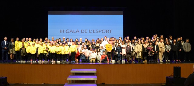 La Vall premia a Riego y Segarra como deportistas más destacados de 2019 y homenajea a Falcó