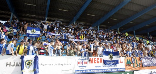 El Orihuela valora ampliar la zona visitante para poder dar cabida a los herculanos desplazados
