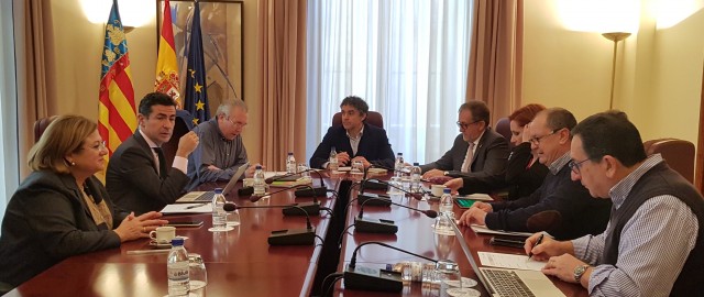 Relevo en el aeropuerto de Castellón: deja de depender de Colomer y lo asume Arcadi España