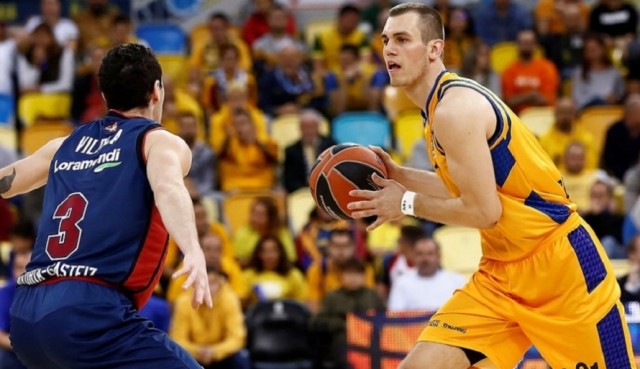 El UCAM CB intercambia con el Gran Canaria a los bases Radicevic y Lecomte
