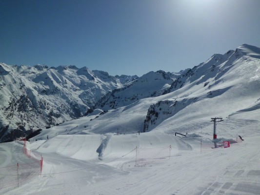 Nieve suave y fresca en el Pirinéo francés