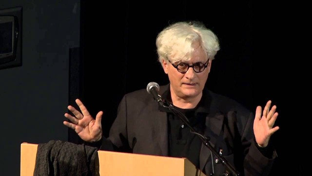 Franco Berardi imparte una conferencia a partir de su obra 'Fenomenología del fin'