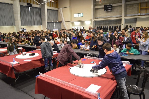 El campus de la UPV de Alcoy acoge concursos de App Inventor, Robótica y First Lego League