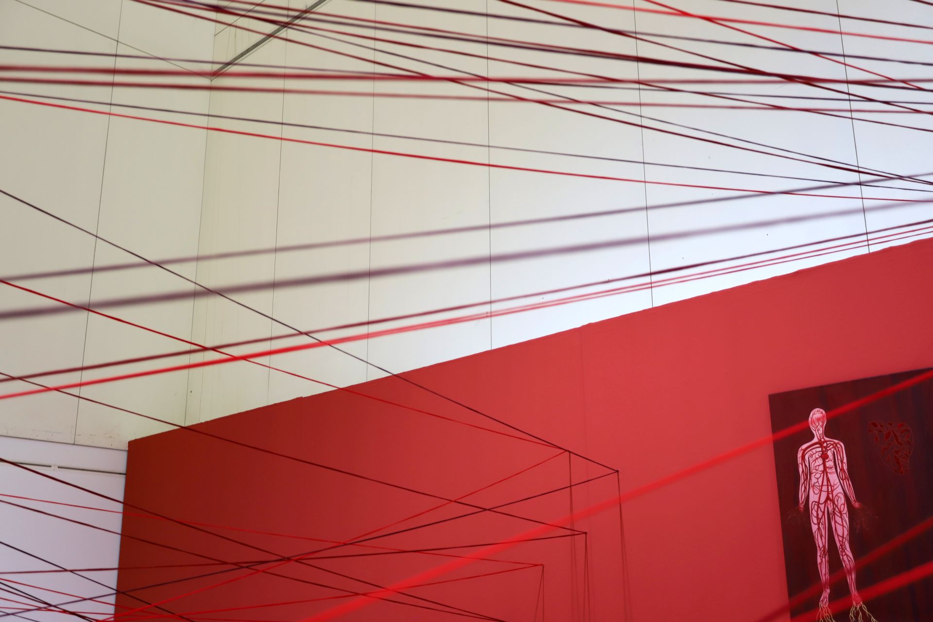 El canto a la vida de Dolores Mulá y la arquitectura de García-Solera como industria productora
