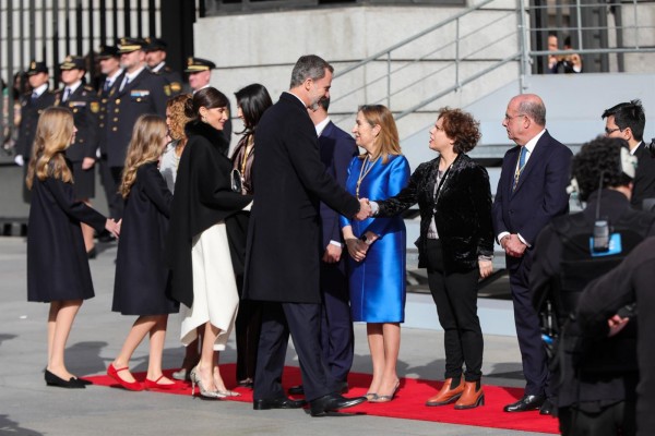 El Rey inaugura la XIV Legislatura: 