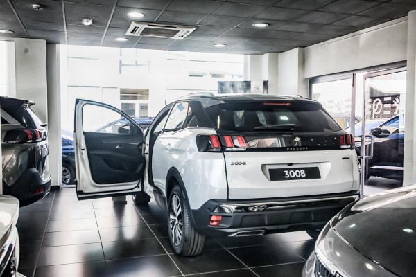 Las matriculaciones de automóviles caen un 7,6% en el primer mes de 2020, hasta 86.443 unidades
