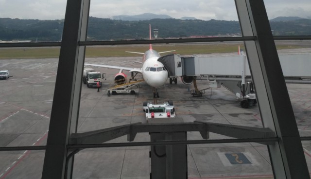Ezentis renovará el sistema de radiocomunicaciones del aeropuerto de Bilbao