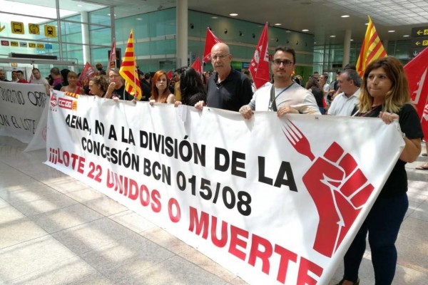Trabajadores de la hostelería del Aeropuerto Alicante-Elche se movilizan contra su precarización