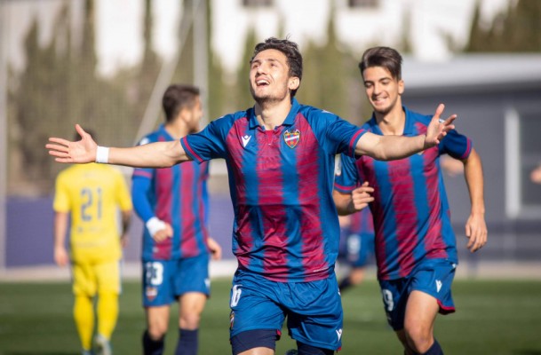 El Atlético Levante no logra pasar del empate frente al Orihuela