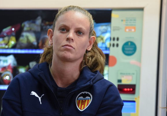 El Valencia Femenino destituye a Irene Ferreras y Carolina Miranda toma las riendas