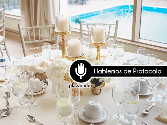 Hablemos de protocolo: La mesa
