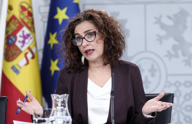 Hacienda no responde a la revuelta regional por el IVA y se arriesga a un reguero de recursos, también de CCAA del PSOE
