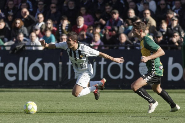 Un renovado Castellón busca continuar su buena marcha ante el Olot