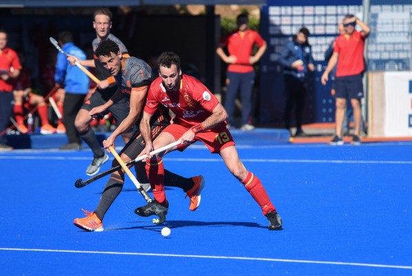 Los Países Bajos se imponen de nuevo ante los Redsticks en Valencia