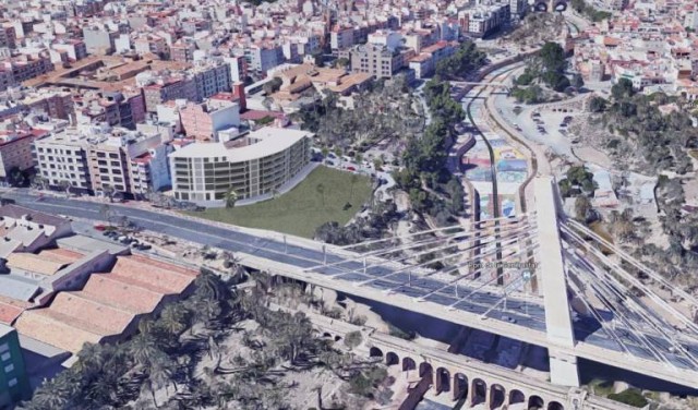 El modelo de gran residencial con piscina de Altabix empieza a llegar a otros barrios de Elche 