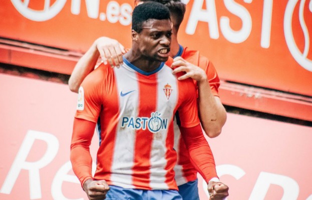 El Valencia Mestalla ficha al delantero del Sporting Neftali