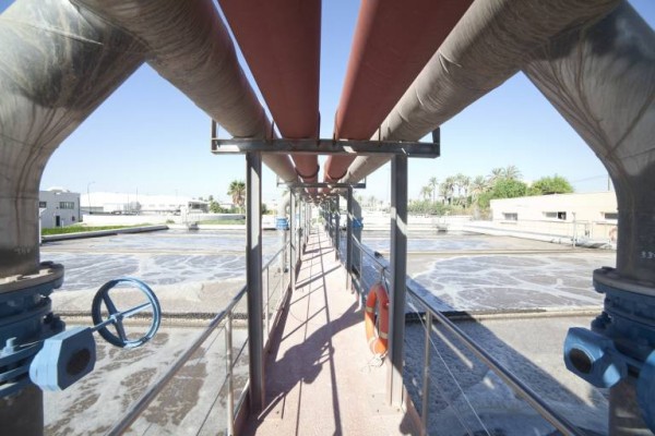 Las ayudas del agua y alcantarillado en Elche exigen unos ingresos máximos de 537 euros mensuales