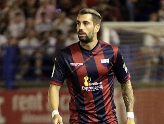 El traspaso de Gonzalo Villar a la Roma permite también que Josema apuntale la zaga franjiverde