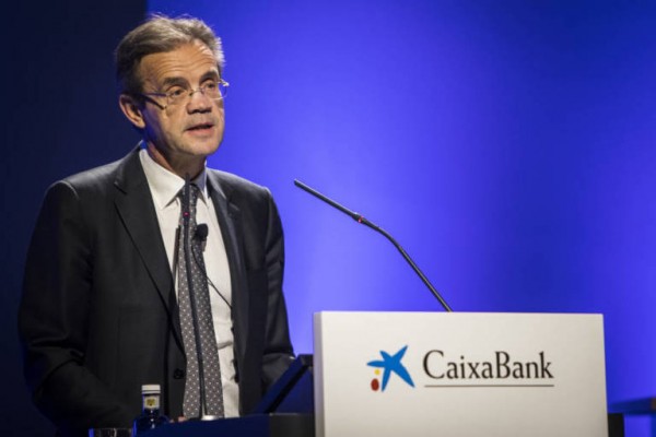 El beneficio de CaixaBank cae a 1.705 millones por los costes del ERE