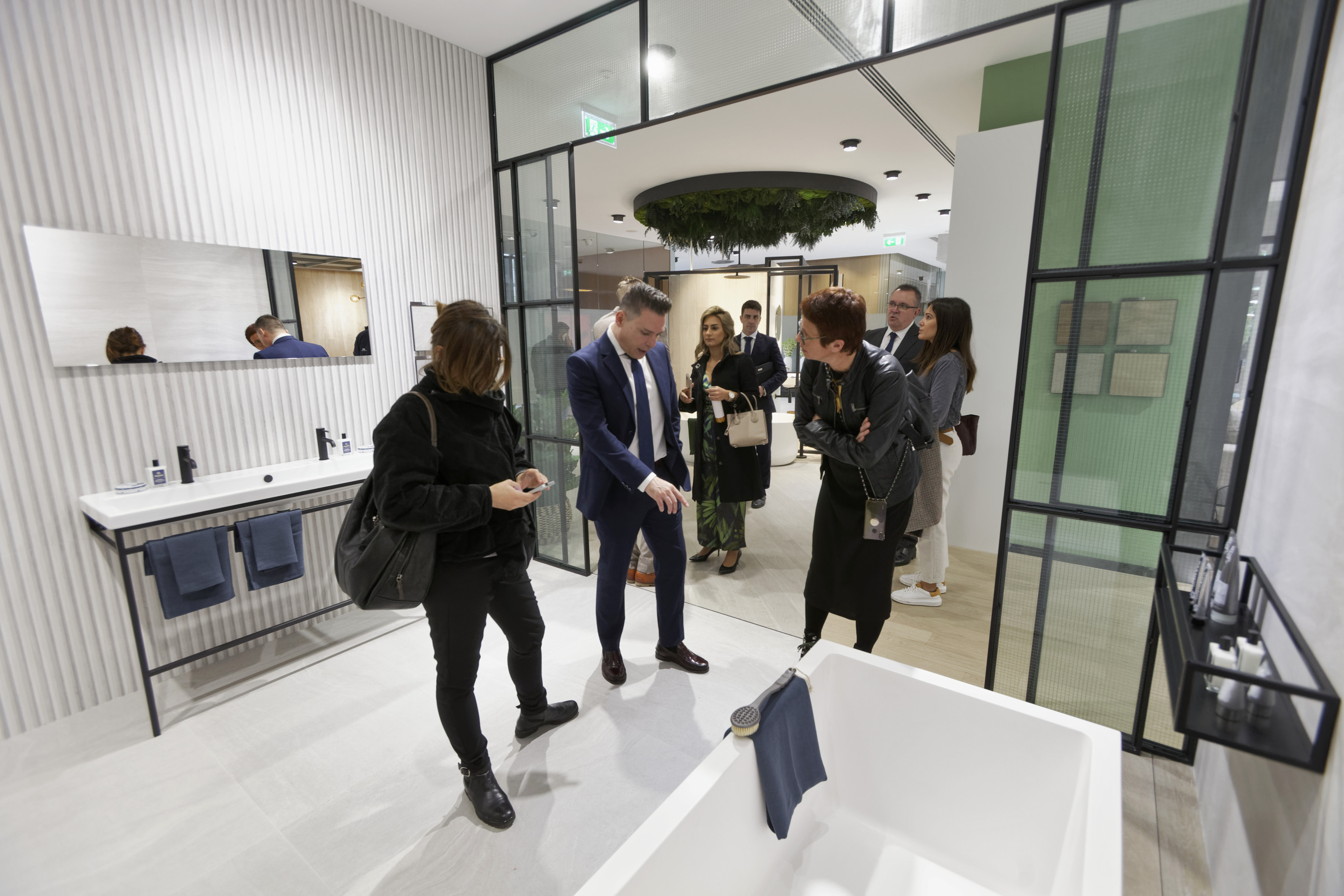 Propuestas para un bienestar sostenible en la XXVII Muestra de Porcelanosa Grupo