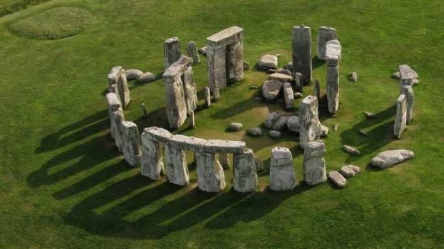 Descubren una 'casa de los muertos' relacionada con Stonehenge