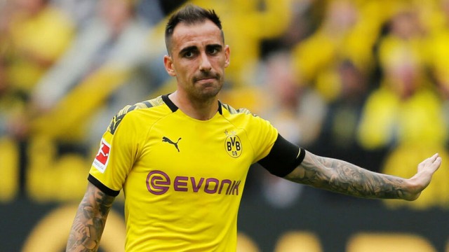 
Alcácer se encuentra en las oficinas del Villarreal para cerrar su fichaje