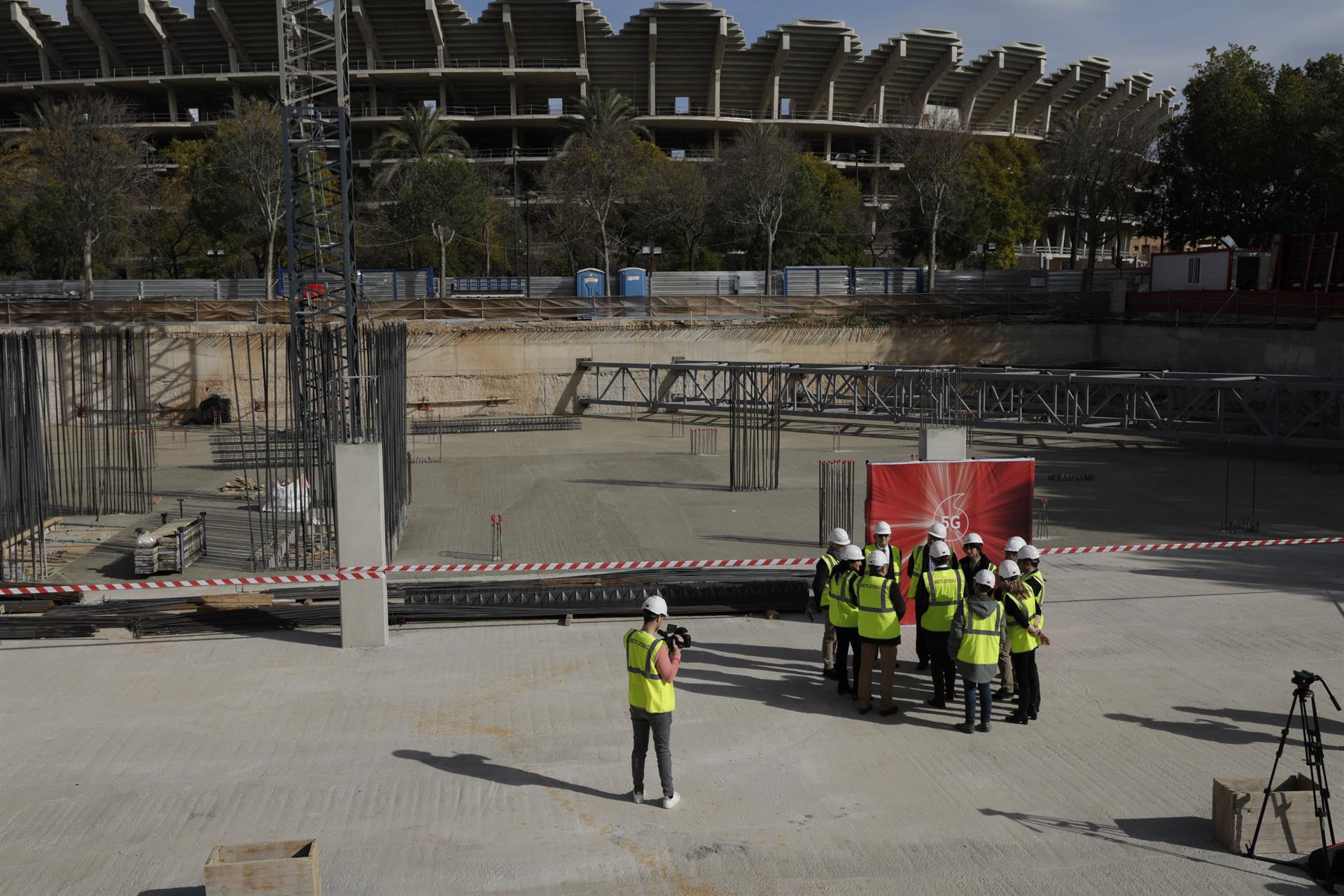 6.300 m2 y 500 empleados: Vodafone pone la primera piedra de su nueva sede en Cortes Valencianas