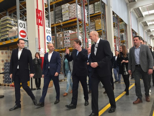 Lidl abre su planta logística de 51.000 metros cuadrados en Cheste tras invertir 55 millones