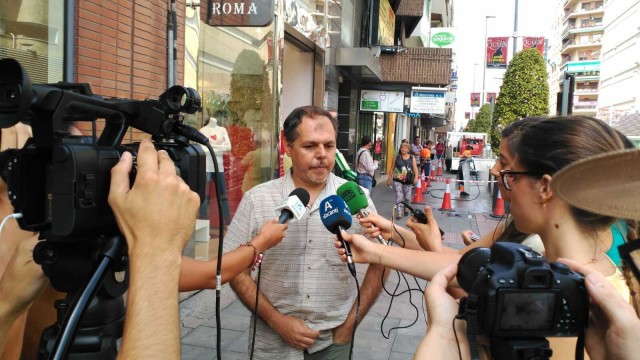Alicante suma una máquina pulidora para reforzar la limpieza de calles sin costes adicionales