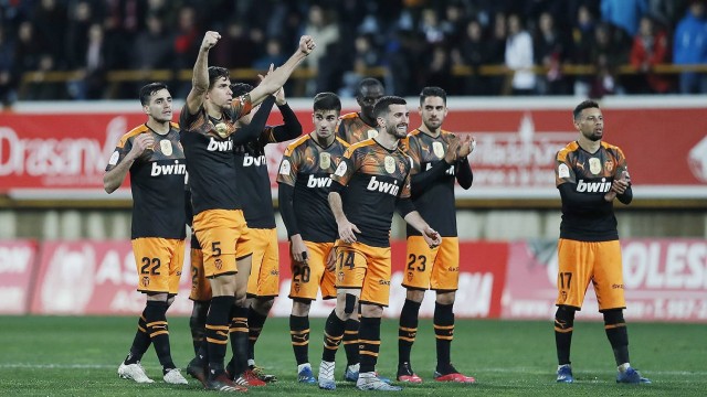 Mal vamos si para jugar bien y concentrados debemos sentirnos pequeños ante el rival