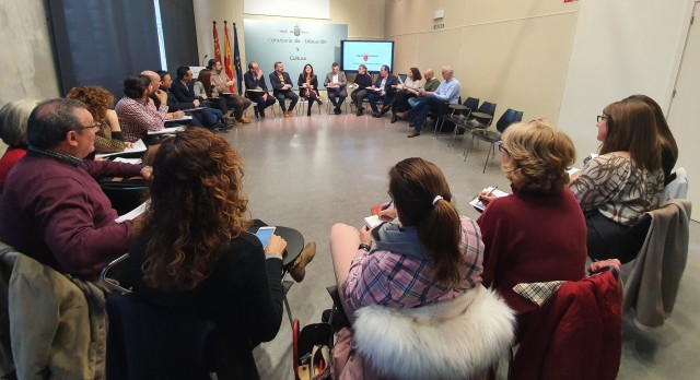Educación incluirá una hora más de música y gimnasia en Primaria 