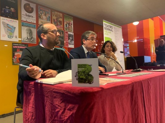 Héctor Alterio, Alberto San Juan y Javier Ruibal pasarán por un renovado Teatro Bernal: estrena equipo gestor y página web
