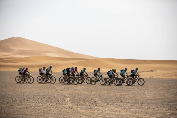 La empresa valencia IDSports digitaliza el control de participantes en la Titan Desert Arabia Saudí 