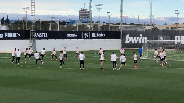 Rodrigo no entrena en medio de su posible salida 