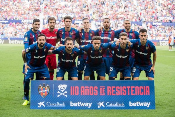 El Levante cumplirá en el Camp Nou 500 partidos en Primera
