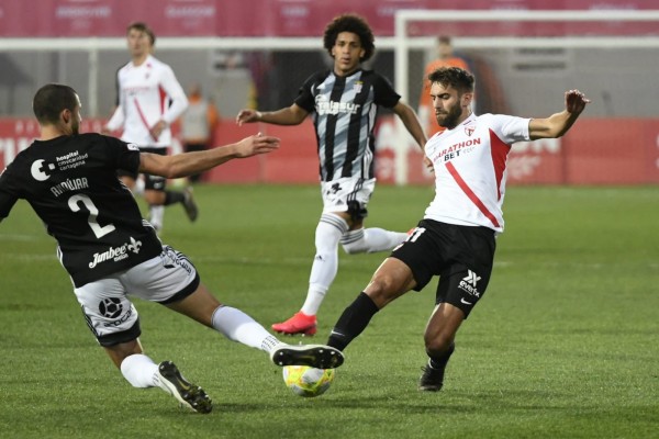 Un triste Cartagena, que ya no es líder, continúa en caída libre y vuelve a perder (1-0)