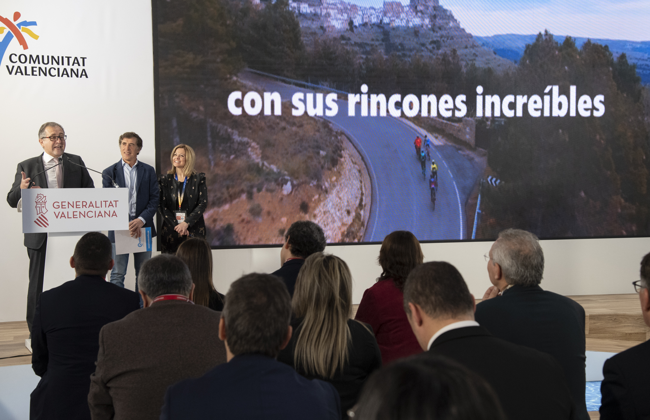 La Diputación refuerza en Fitur los contactos con países interesados en los destinos de Castellón