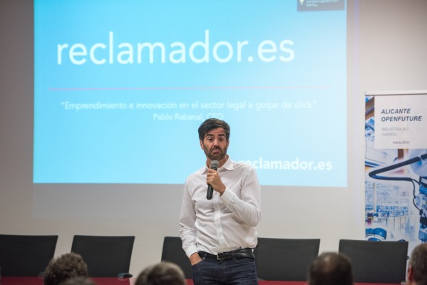 Emprender es tener claro un producto, que cubra una necesidad, y con un modelo de negocio escalable
