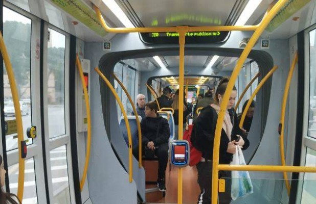 Primer día de buses gratis: 30.000 murcianos evitan el coche y Murcia deja de emitir 3 toneladas de C02
