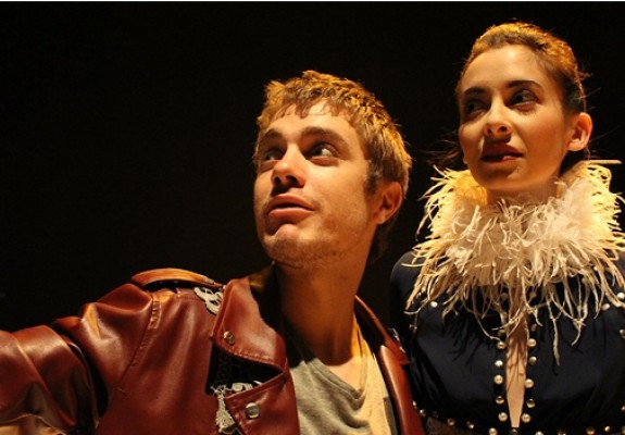 Les nits culturals de la Mostra de Teatre Novell a Foios acaben amb l'espectacle 'Cantando malvas'