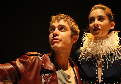 Les nits culturals de la Mostra de Teatre Novell a Foios acaben amb l'espectacle 'Cantando malvas'