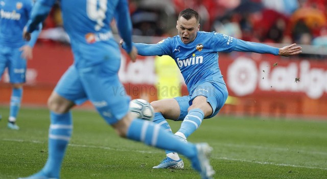 Cheryshev sufre una lesión en cara posterior del muslo 