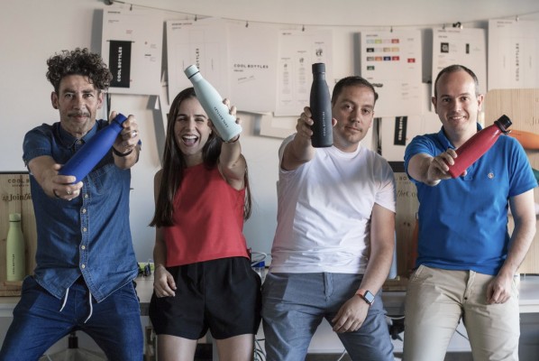 Cool Bottles, de Castalla a colocar sus botellas reutilizables en el marketplace de Nike