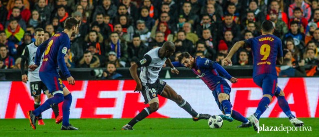 El Valencia lleva doce temporadas sin ganar al Barcelona en Mestalla
