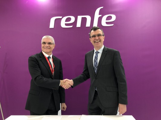 El ayuntamiento de Murcia firma un acuerdo con Renfe para impulsar el turismo de congresos 